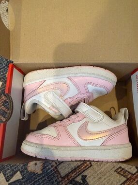 Nike Girls Court Borough Low 2 - Pink and White Sneakers Size 7c